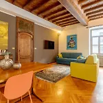 Quadrilatero Romano! Exclusive & Roomy Apartment