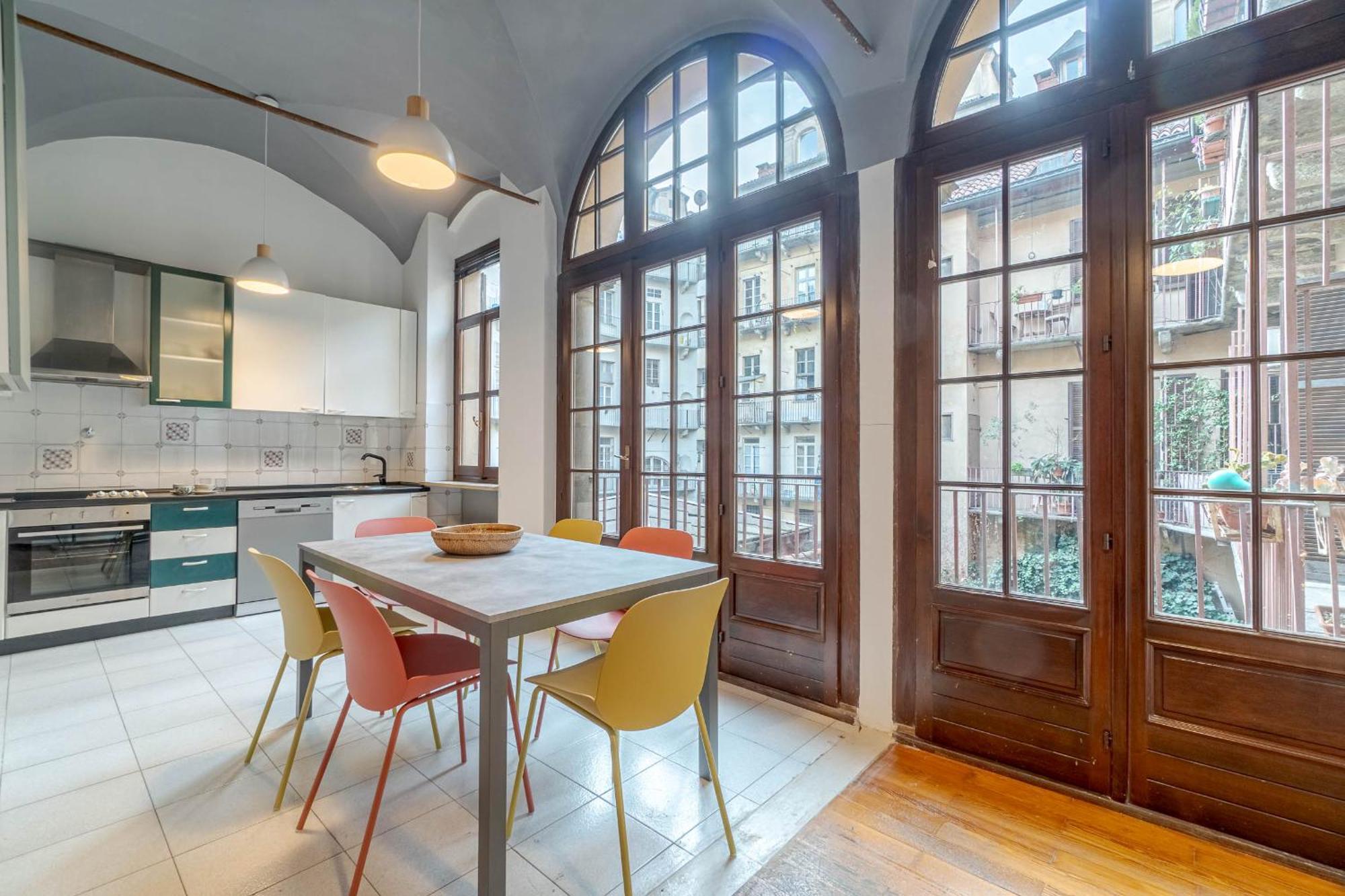 Quadrilatero Romano! Exclusive & Roomy *